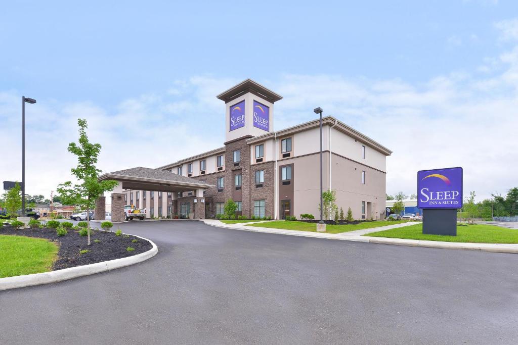 Sleep Inn & Suites - main image