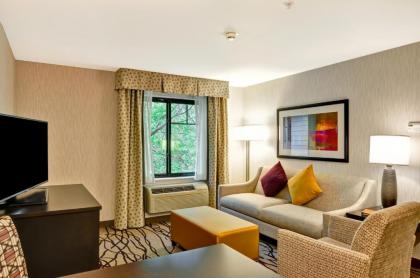 Homewood Suites by Hilton Cambridge-Arlington - image 2