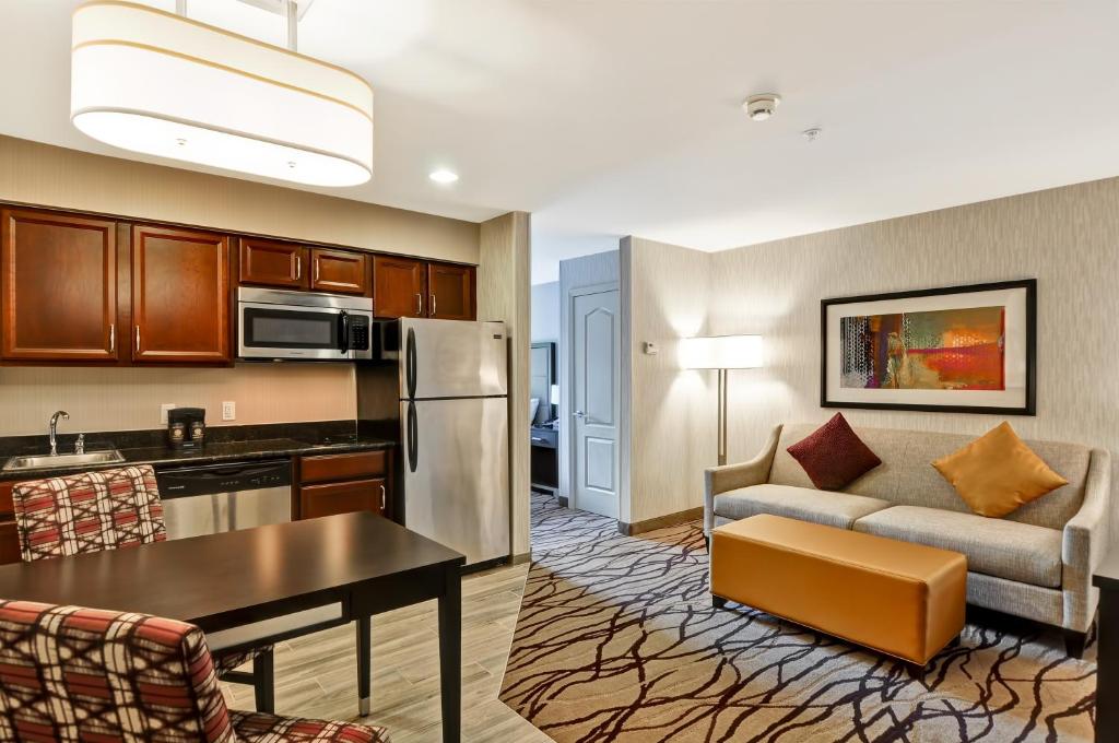 Homewood Suites by Hilton Cambridge-Arlington - image 5