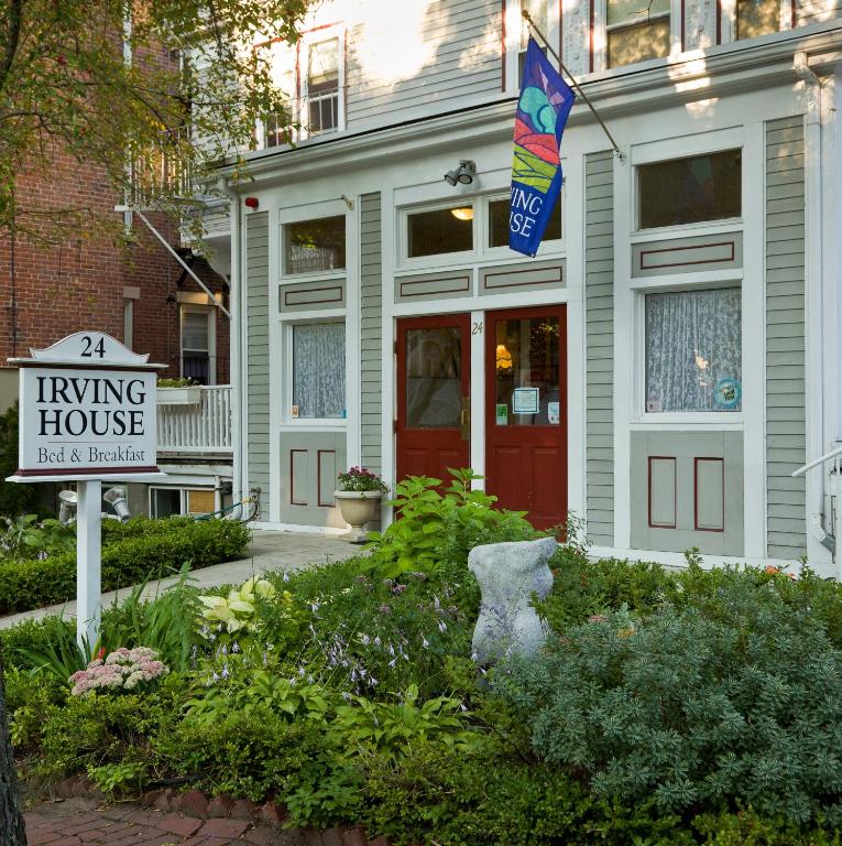 Irving House at Harvard - image 3