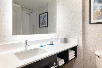 Holiday Inn Express & Suites Boston - Cambridge an IHG Hotel - image 19