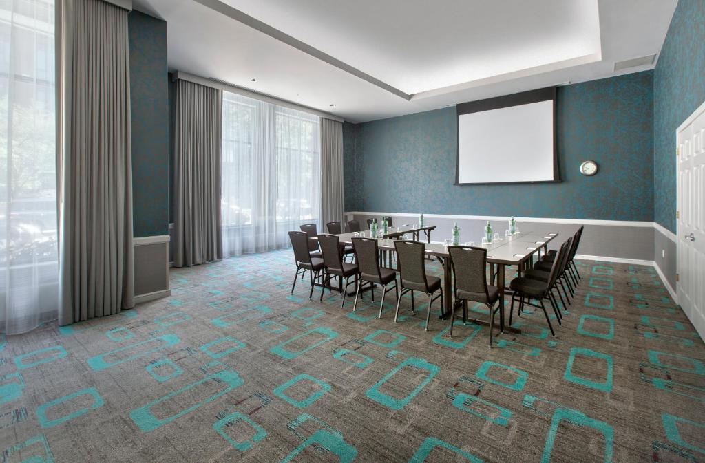 Residence Inn by Marriott Boston Cambridge - image 3