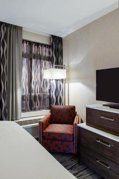 Fairfield Inn & Suites by Marriott Boston Cambridge - image 12