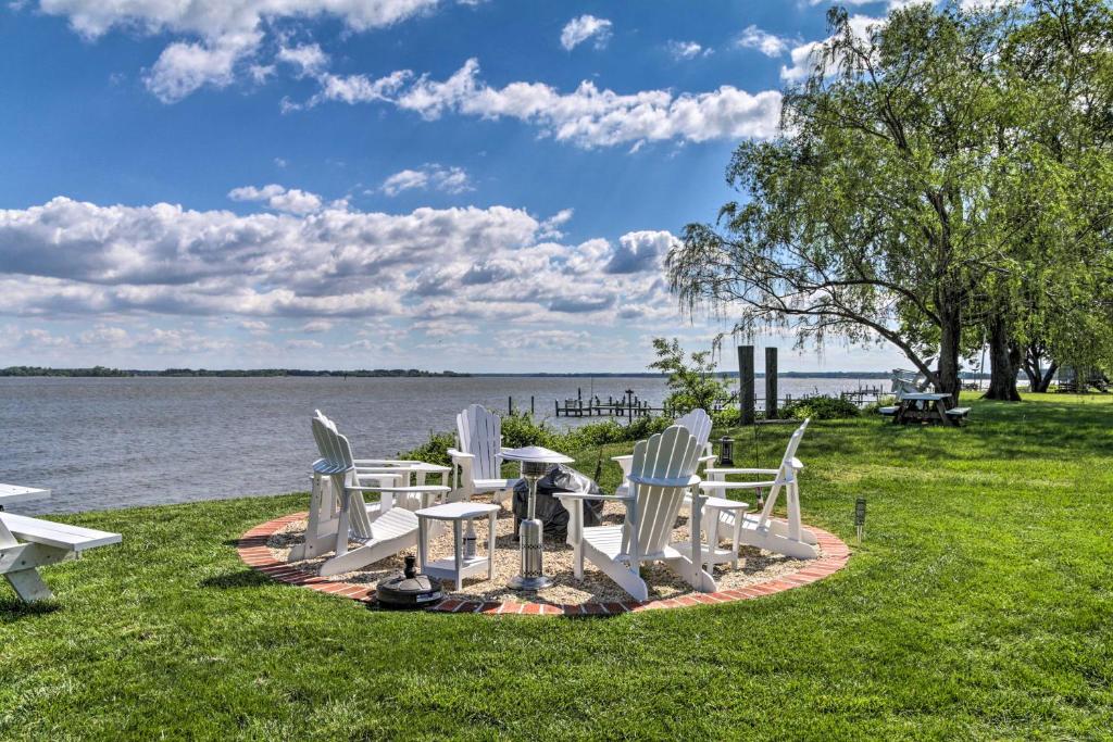 Beautiful Colonial Home on the Choptank River - image 2