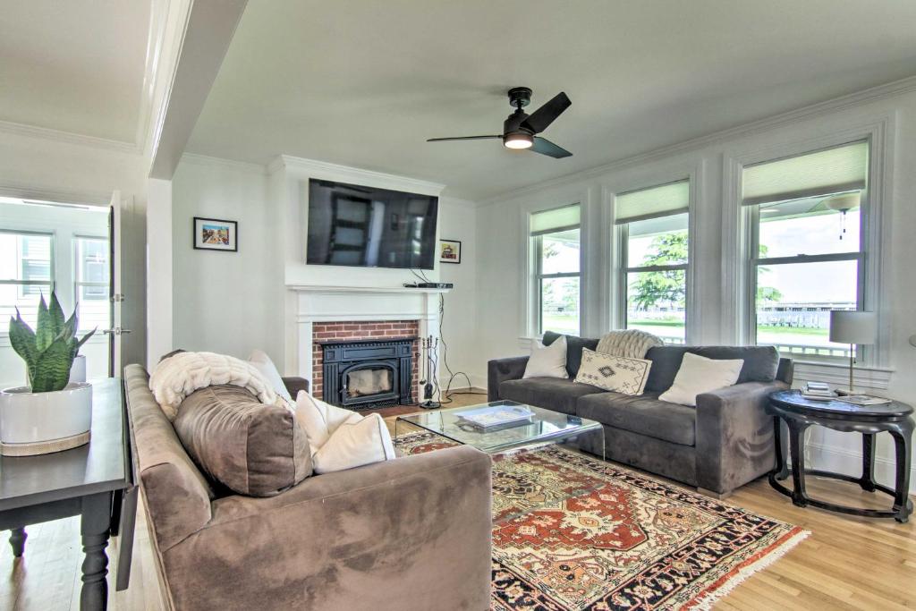 Beautiful Colonial Home on the Choptank River - image 4