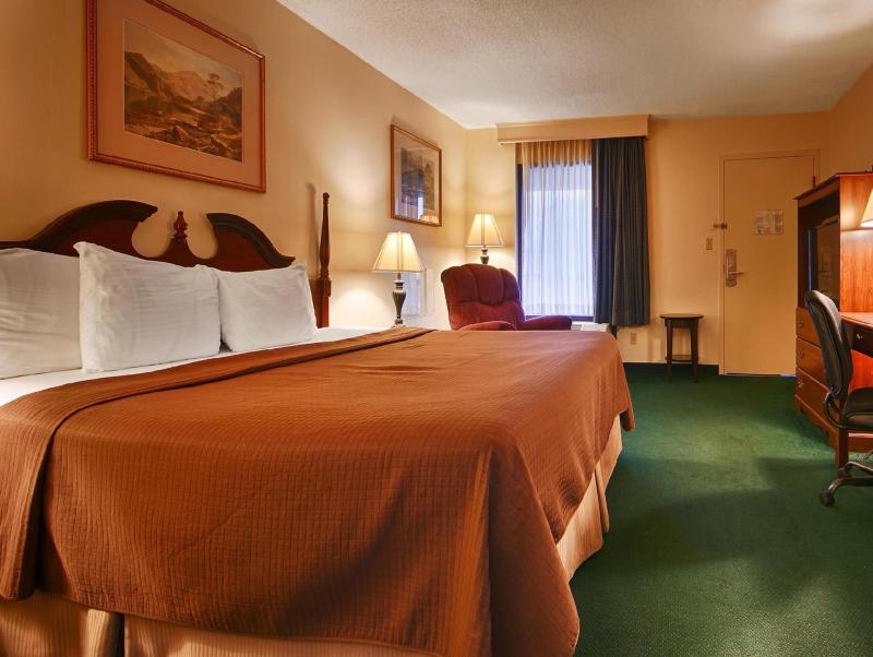 Best Western Home Place Inn - image 5