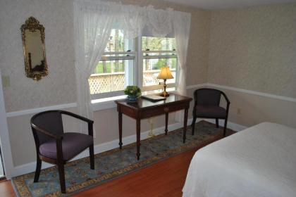 Cedar Crest Inn - image 4