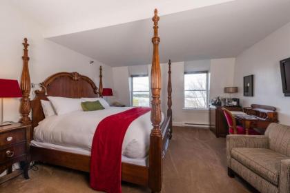 Relais Chateaux Camden Harbour Inn - image 13