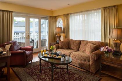 Grand Harbor Inn Maine