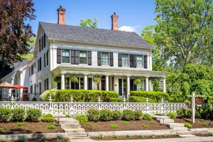 Bed and Breakfast in Camden Maine