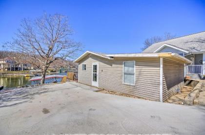 Waterfront Lake of the Ozarks Cabin with Boat Dock! - image 9