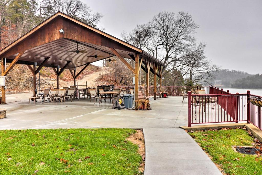 Condo with Screened Porch on Lake of the Ozarks! - image 6