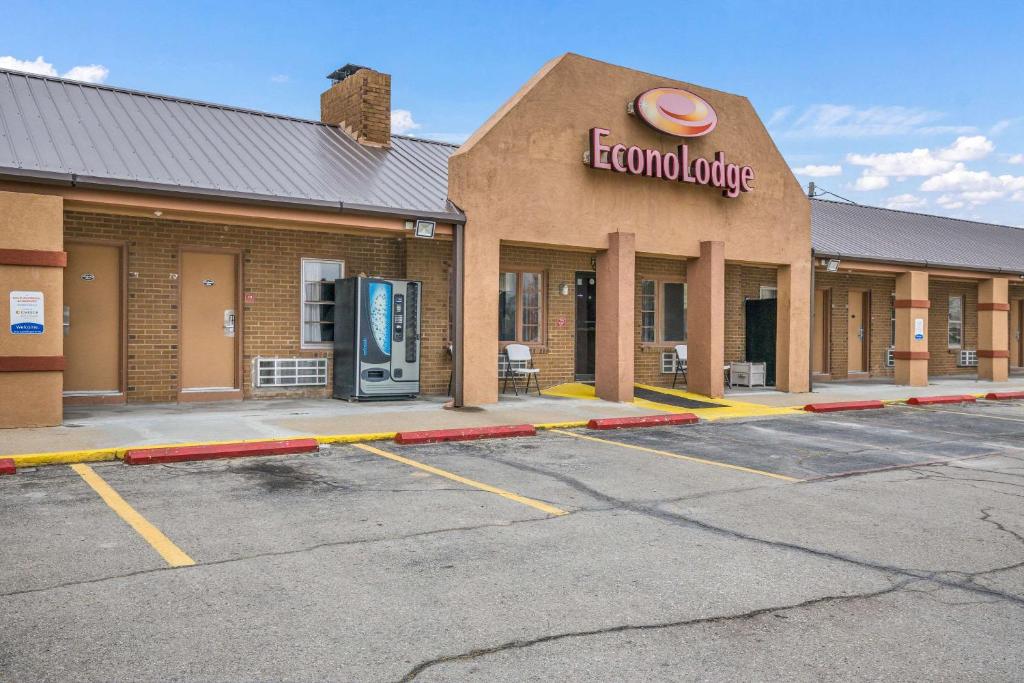 Econo Lodge Cameron - main image