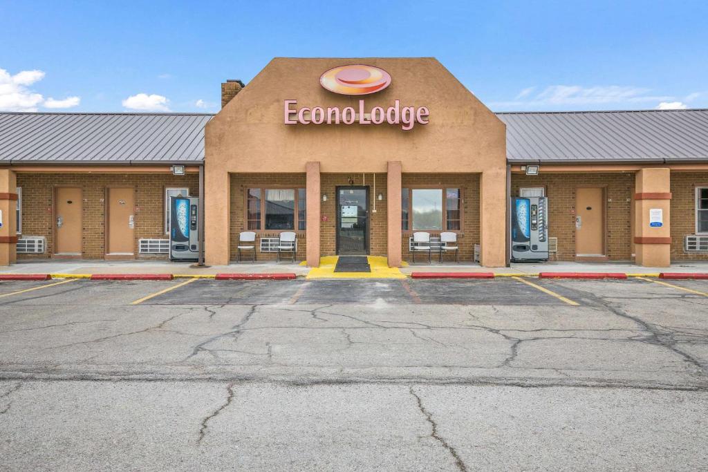 Econo Lodge Cameron - image 6