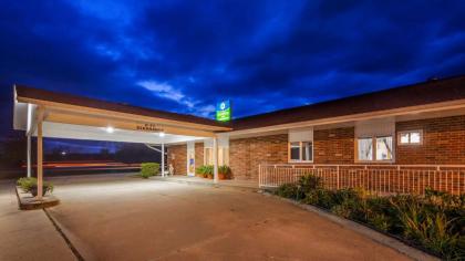 SureStay Hotel by Best Western Cameron Missouri