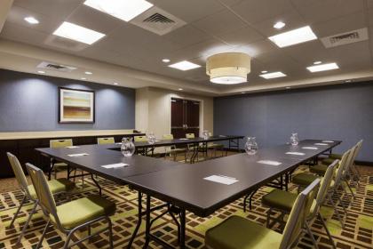 Hampton Inn and Suites Camp Springs - image 15