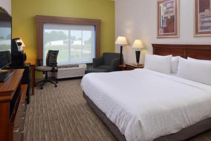 Holiday Inn Express Campbellsville an IHG Hotel - image 13