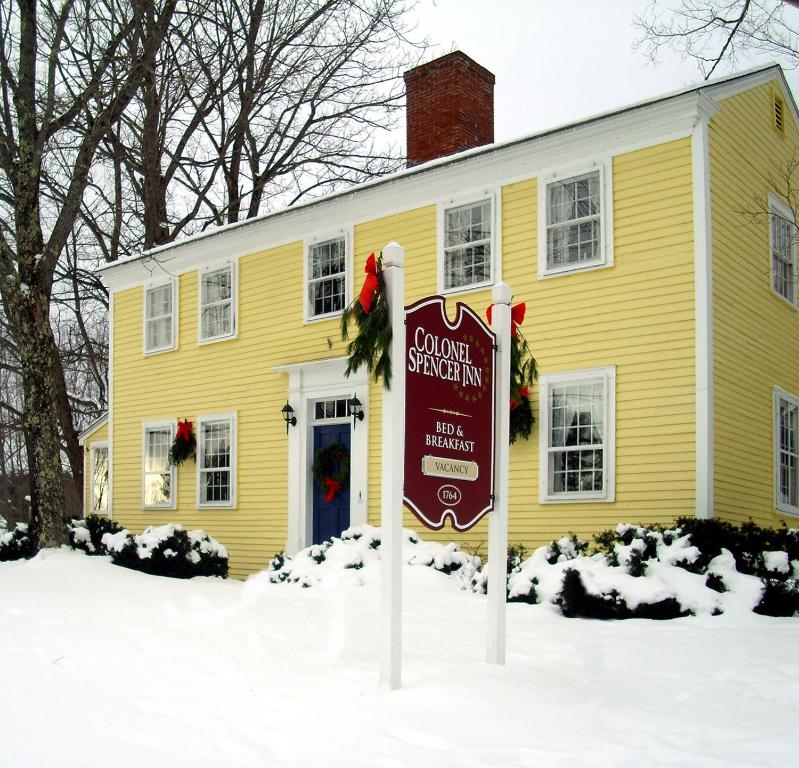 Colonel Spencer Inn - main image