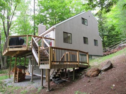 Private Waterville Estates 4 Bedroom Vacation Home in the White Mountains of NH - image 2