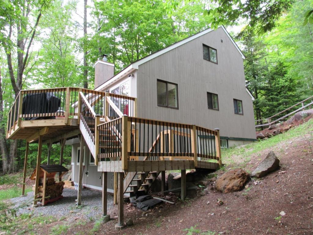 Private Waterville Estates 4 Bedroom Vacation Home in the White Mountains of NH - image 2