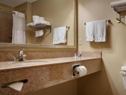 Best Western Oasis Inn - image 10