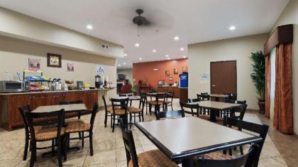 Best Western Oasis Inn - image 14