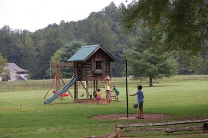 Mountain Springs Cabins - image 12