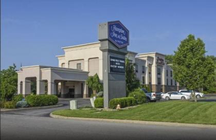 Hampton Inn  Suites Youngstown Canfield