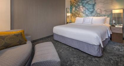 Courtyard by Marriott Youngstown Canfield - image 11