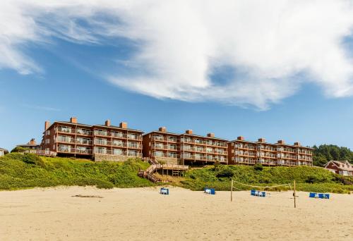 Hallmark Resort in Cannon Beach - main image