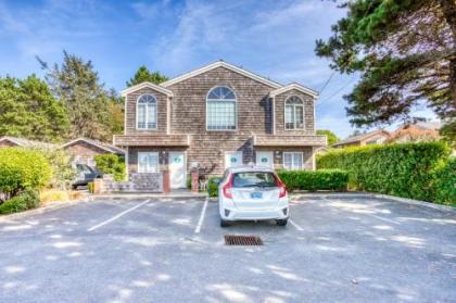 Beaches Inn | Pelicans View Cottage Cannon Beach Oregon