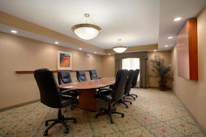 Hampton Inn Canon City - image 8