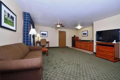 Best Western Canon City - image 10