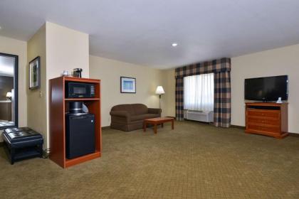 Best Western Canon City - image 14