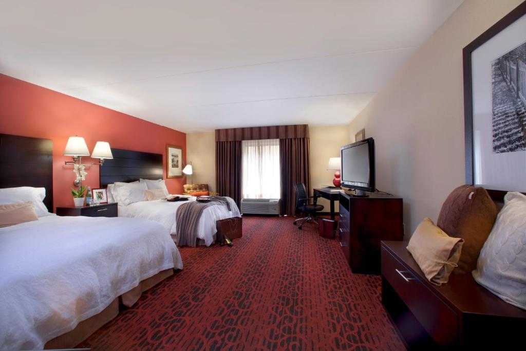 Hampton Inn Atlanta-Canton - image 3