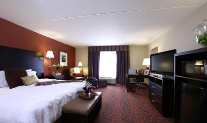 Hampton Inn Atlanta-Canton - image 8