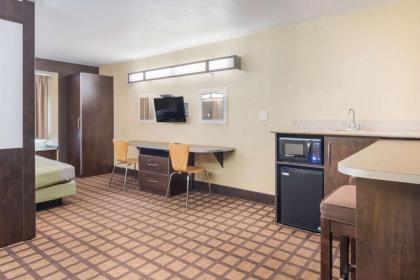 Motel 6-Canton GA - image 9