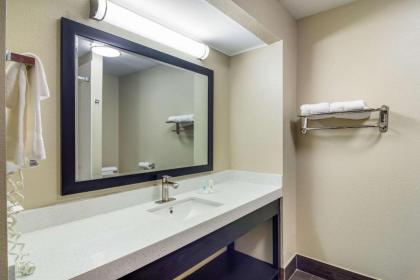 Quality Inn & Suites Canton GA - image 15