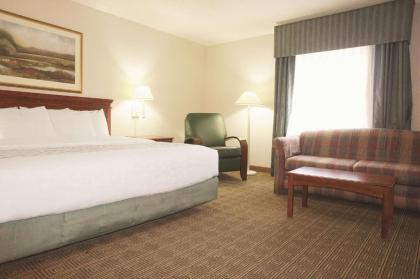 La Quinta Inn by Wyndham Detroit Canton - image 3