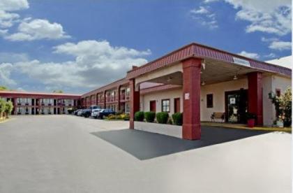 Americas Best Value Inn - Canton - image 11