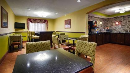 Best Western Canton Inn - image 12