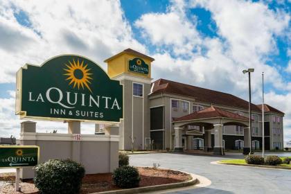 La Quinta by Wyndham Canton MS - image 4