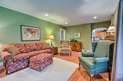 Scenic Mtn Home by Chestnut Ridge near Asheville! - image 13