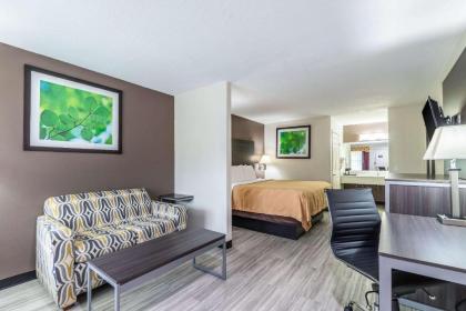 Quality Inn & Suites Canton - image 11