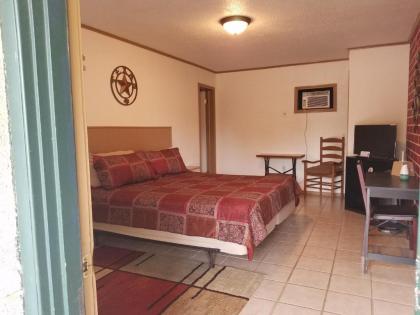 Canton Motel - image 9