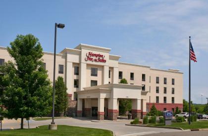 Hampton Inn  Suites Canton