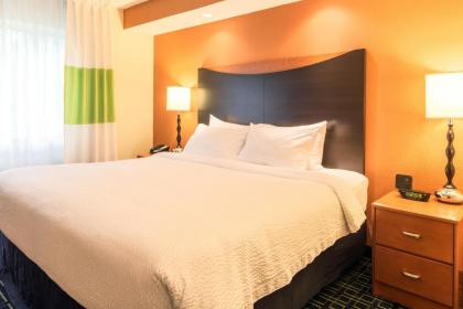 Fairfield Inn & Suites Canton - image 4