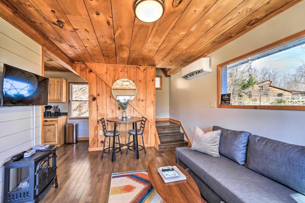 Romantic Canton Retreat with Deck and Mtn Views! - image 6