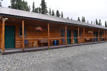 Backwoods Lodge - image 9