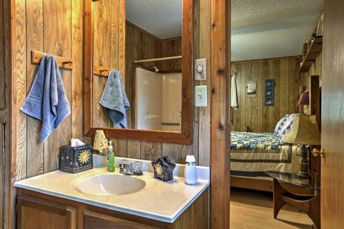 Rustic Canyon Lake Cabins with Hot Tub on about 3 Acres! - image 2